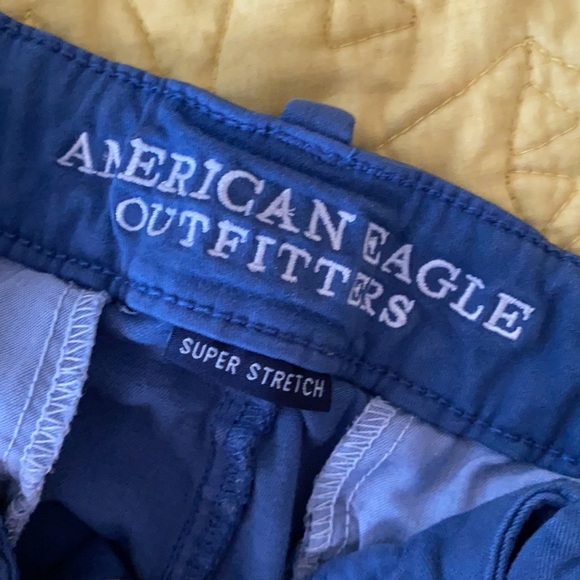 SALE🌿 American Eagle Midi Shorts - Picture 4 of 5